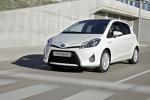 Toyota Yaris Hybrid 2012 года